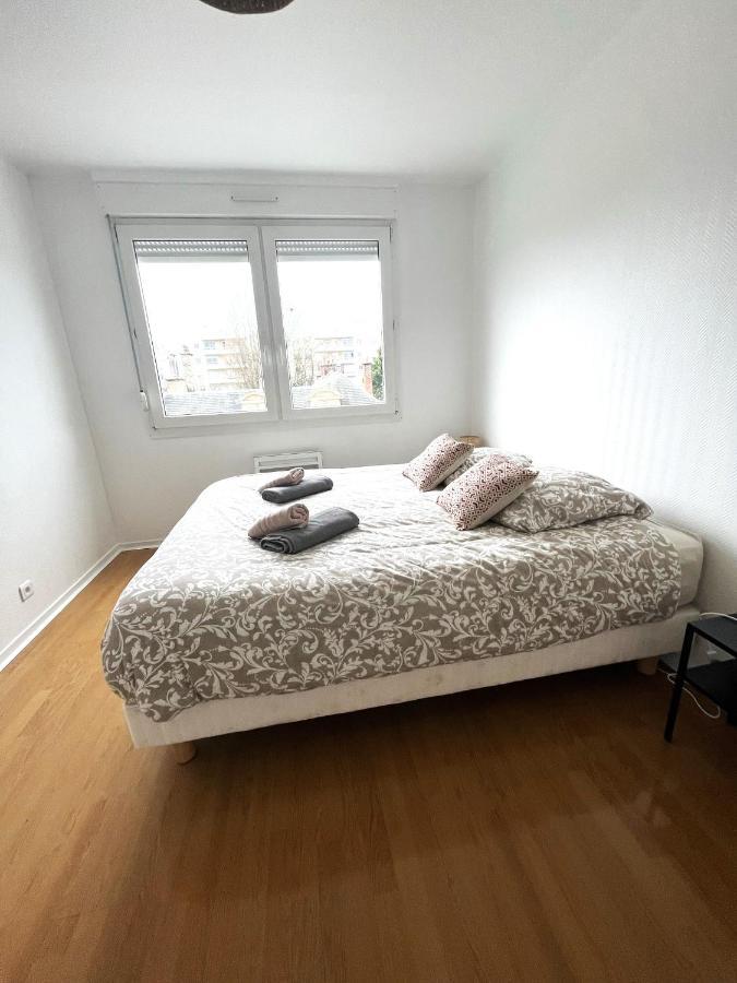 Charmant Appartement Proche Centre Ville แร็งส์ ภายนอก รูปภาพ